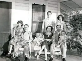KELLY FAMILY PHOTO