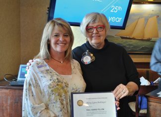 Destin Middle School Teacher Receives Rotary Award