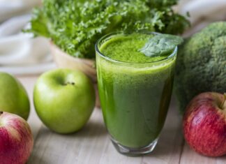 antioxidant-apple-beverage-broccoli