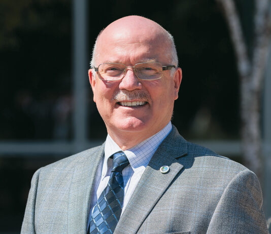 Pastor Doug Stauffer head shot 2023