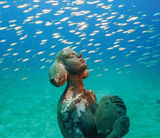 Underwater Museum of Art statue